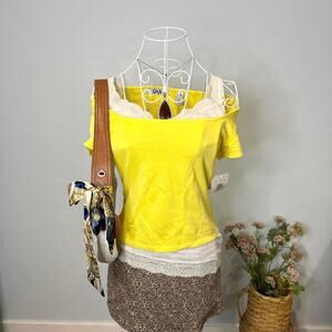 NWT Cute vintage y2k yellow boat / square neck top